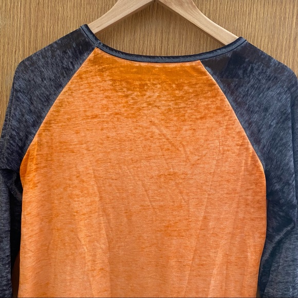 ZOE + LIV • Burnout Baseball Style Halloween Jack-O-Lantern Shirt - Size M - Picture 9 of 16